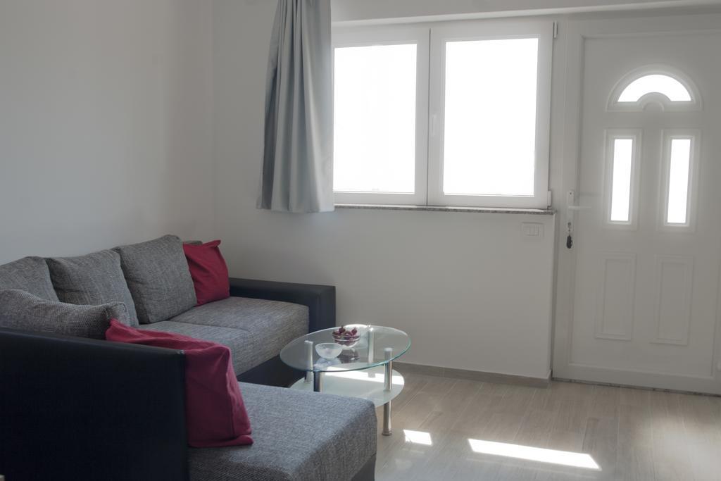 Apartment Perun Podstrana Eksteriør billede