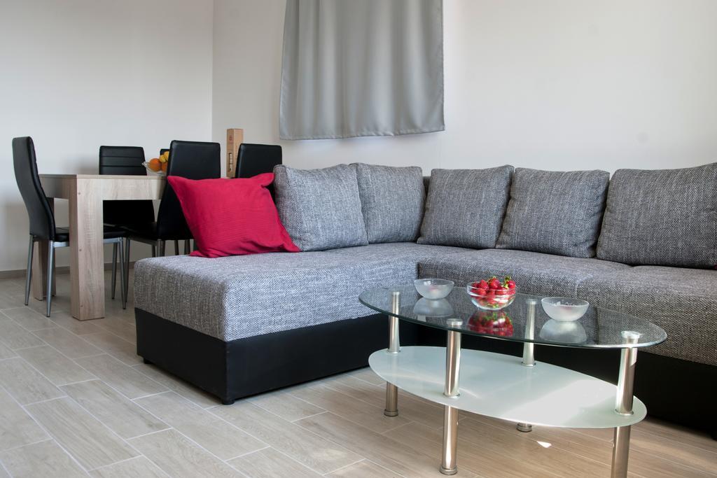 Apartment Perun Podstrana Eksteriør billede